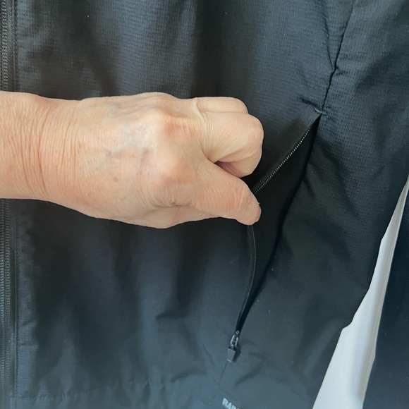 Mens Puma rain cell jacket - Picture 4 of 6